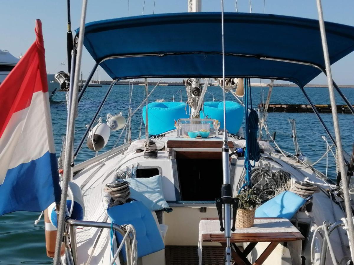 La Tua Stanza A Vela Sul Mare Hotel Bari Ngoại thất bức ảnh