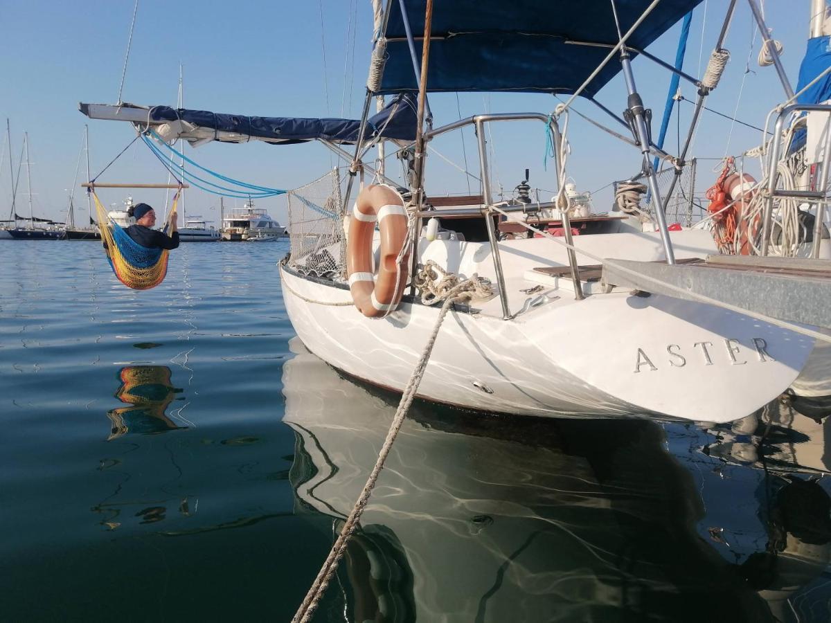 La Tua Stanza A Vela Sul Mare Hotel Bari Ngoại thất bức ảnh